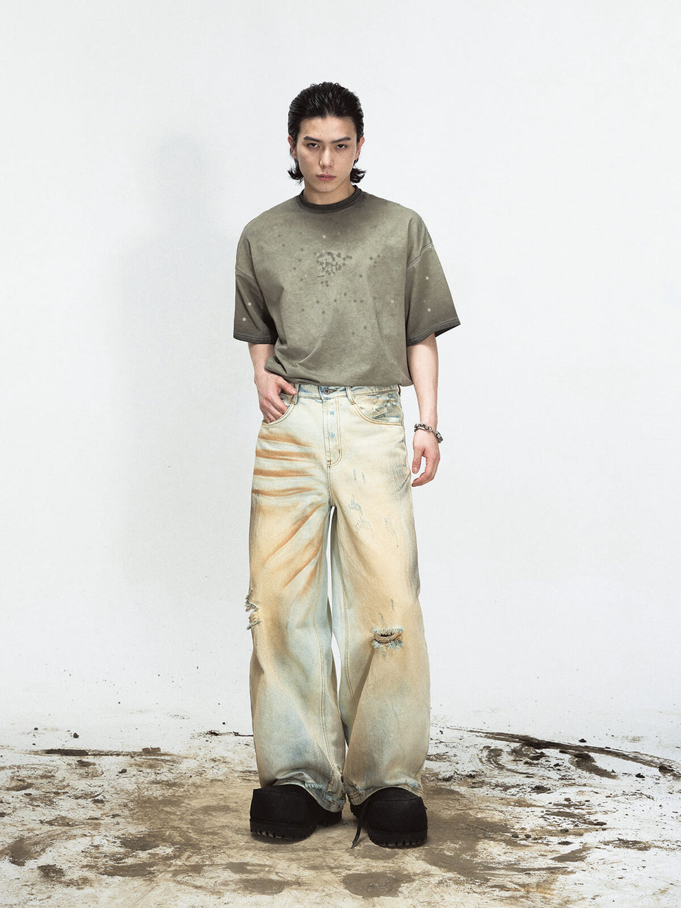 Mud Dye Ripped Jeans